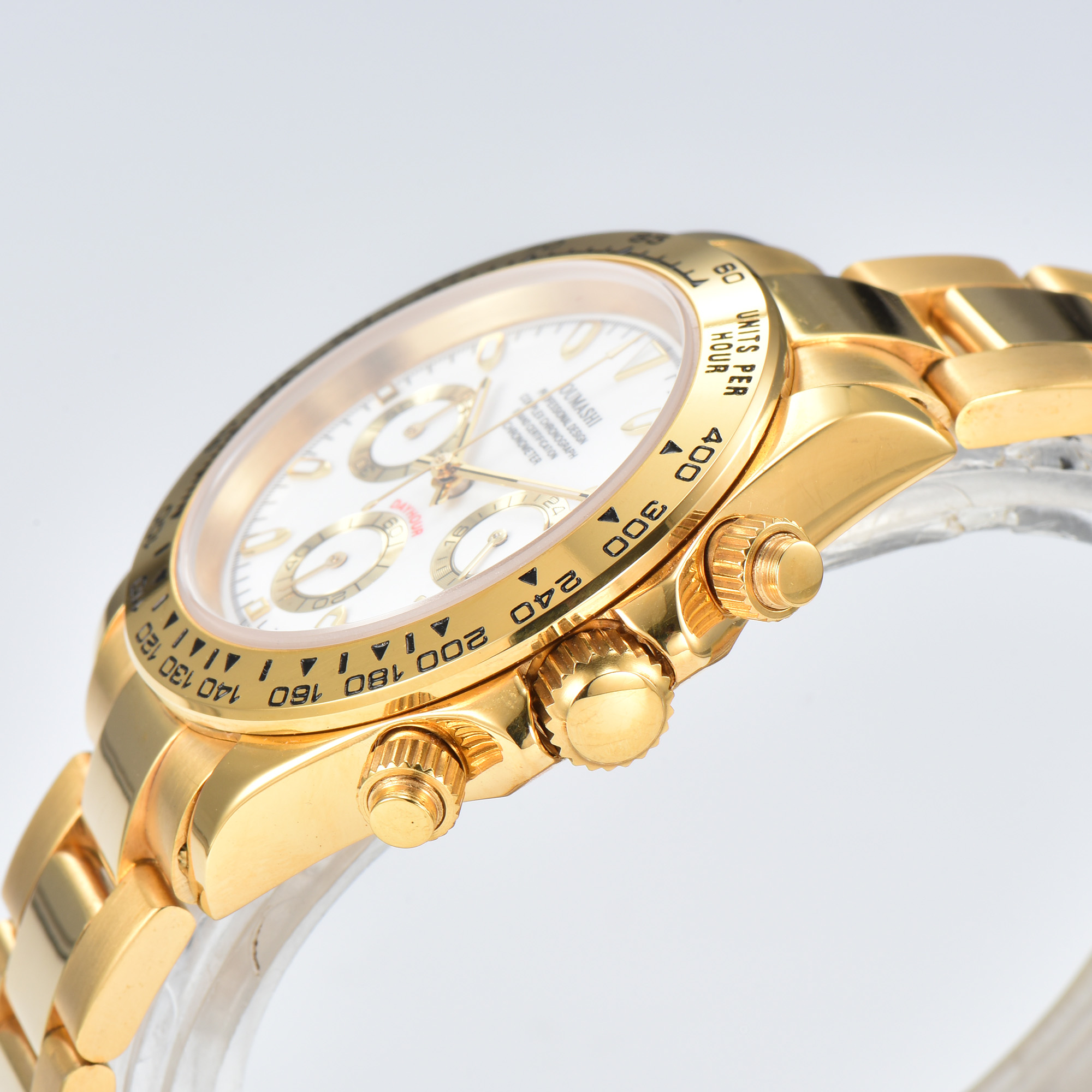 39mm VK63 watch Gold Stainless - مراجعة Stainless Bracelet Diver وسعره