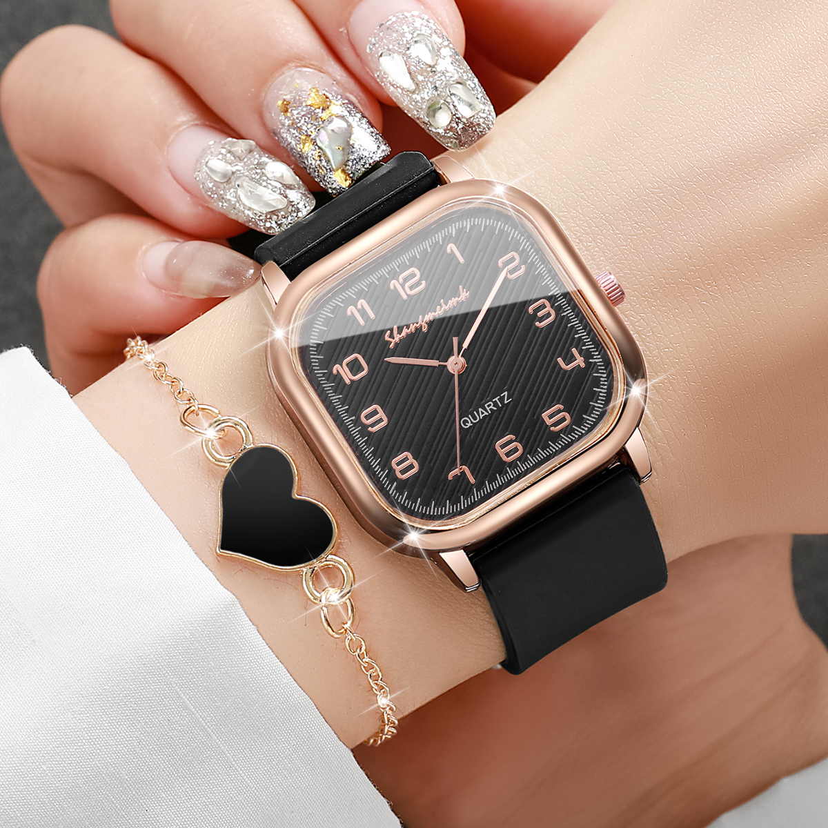 2PCS/Set Fashion Square Women  - مراجعة Silicone Band Women وسعره