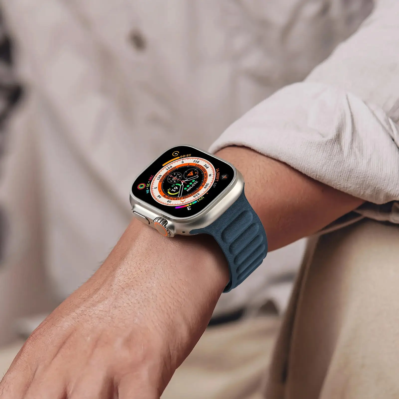 FineWoven Magnetic Loop Strap  - مراجعة Milanese Loop Magnetic وسعره