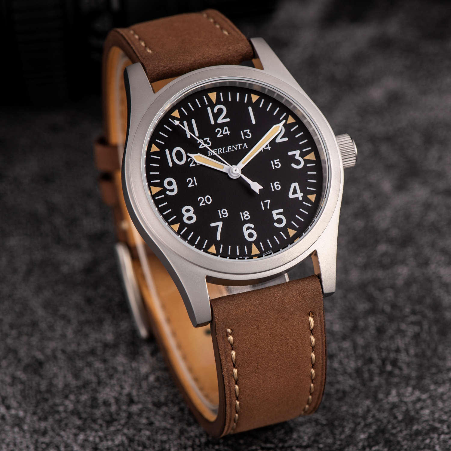 Berlenta vintage Matte Leather - مراجعة Tropic Strap Vintage وسعره