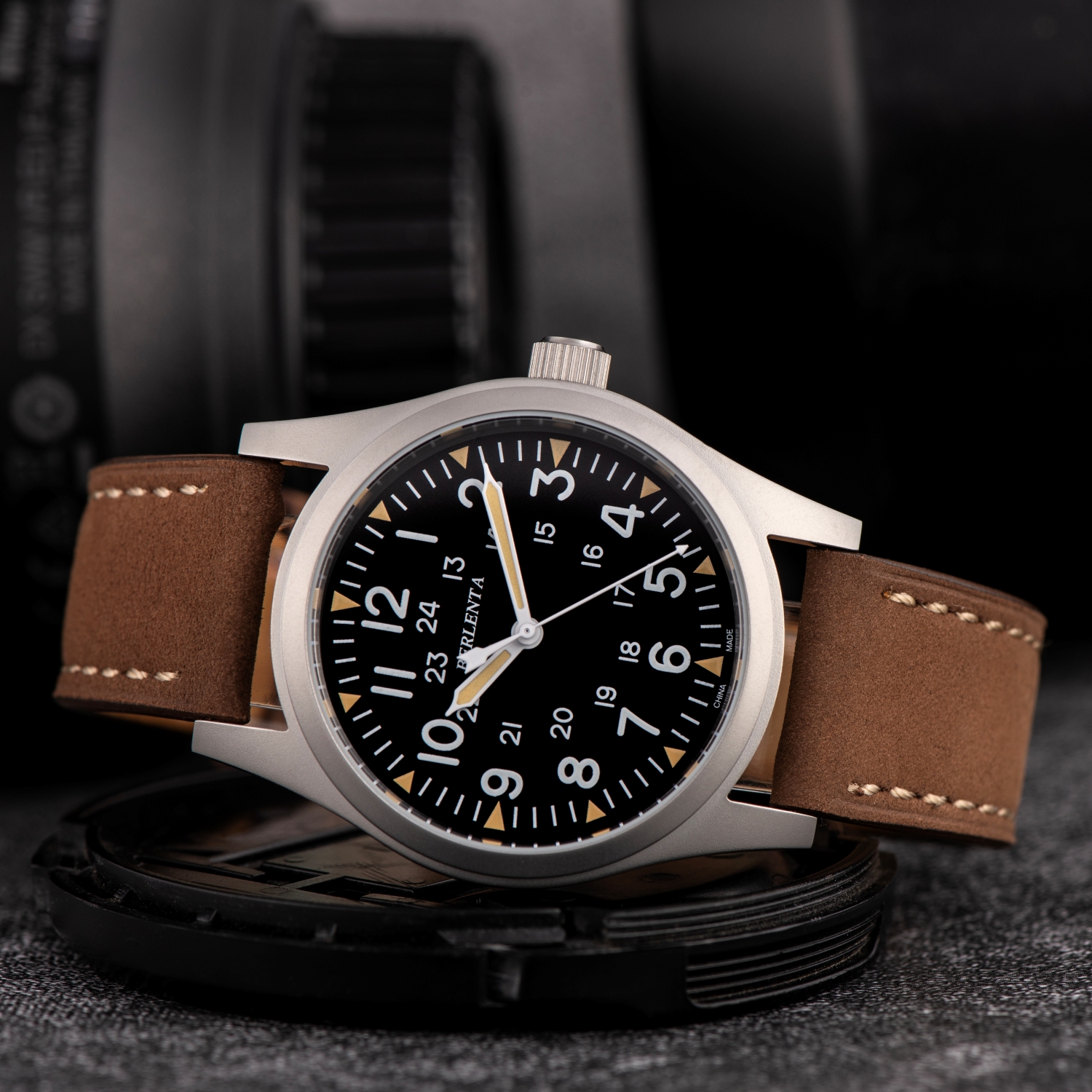 Berlenta vintage Matte Leather - مراجعة Tropic Strap Vintage وسعره