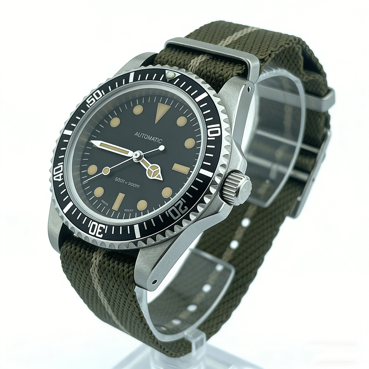 39.5mm Diver Retro watch sapph - مراجعة Tropic Strap Vintage وسعره